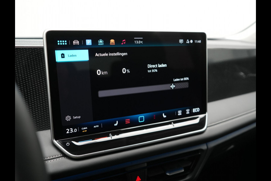 Volkswagen Tiguan 1.5 eHybrid PHEV Life Edition Plug In Hybrid 204pk Dealer O.H | Trekhaak af Fabriek | Adaptive Cruise | Parkassist | IQ Drive | Stuur & Stoelverwarming | Apple Carplay | Virtual | BLIS | Camera | Sfeerverlichting |