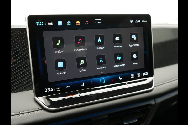 Volkswagen Tiguan 1.5 eHybrid PHEV Life Edition Plug In Hybrid 204pk Dealer O.H | Trekhaak af Fabriek | Adaptive Cruise | Parkassist | IQ Drive | Stuur & Stoelverwarming | Apple Carplay | Virtual | BLIS | Camera | Sfeerverlichting |