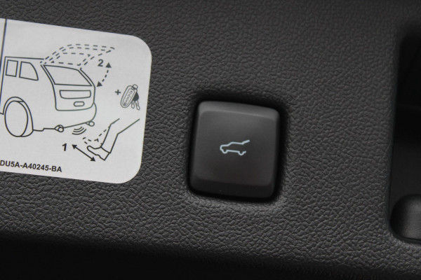 Ford Kuga 2.5 PHEV Titanium X | Panoramadak | Adaptive cruise control | Winter Pack | Half leder | Bang&Olufsen