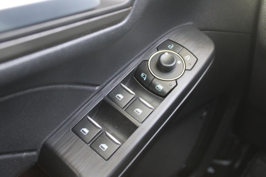 Ford Kuga 2.5 PHEV Titanium 243pk | Driver Assistance Pack | Trekhaak Afneembaar | 2.100kg Trekgewicht | Michelin Cross Climate banden