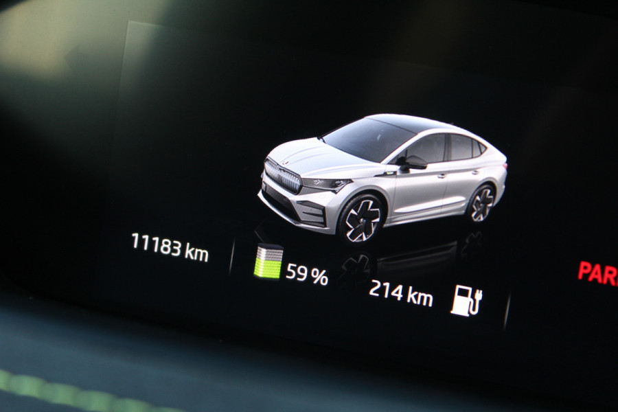 Škoda ENYAQ Coupé iV 80 RS | BTW-Auto | Panoramadak | Trekhaak | BLIS | Stoelverwarming