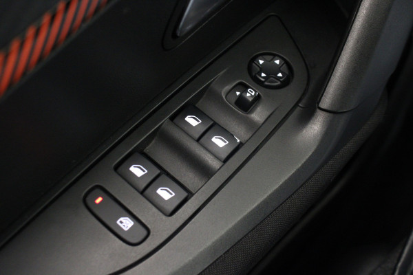 Peugeot 2008 1.2 PureTech Blue Lease Active |Navi|