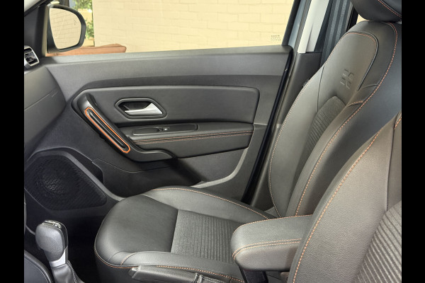 Dacia Duster 1.3 TCe 150 Extreme | Navi | 17" | Blindspot | 360 | Stoelverwarming | Cruise control | 100% Dealer onderhouden!