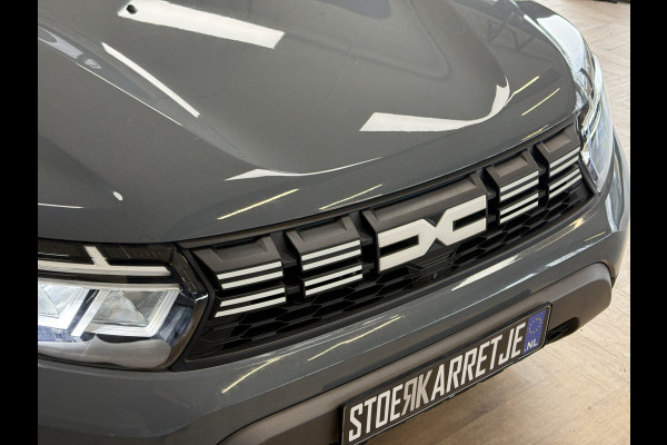 Dacia Duster 1.3 TCe 150 Extreme | Navi | 17" | Blindspot | 360 | Stoelverwarming | Cruise control | 100% Dealer onderhouden!