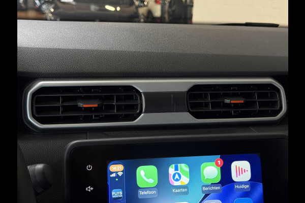 Dacia Duster 1.3 TCe 150 Extreme | Navi | 17" | Blindspot | 360 | Stoelverwarming | Cruise control | 100% Dealer onderhouden!