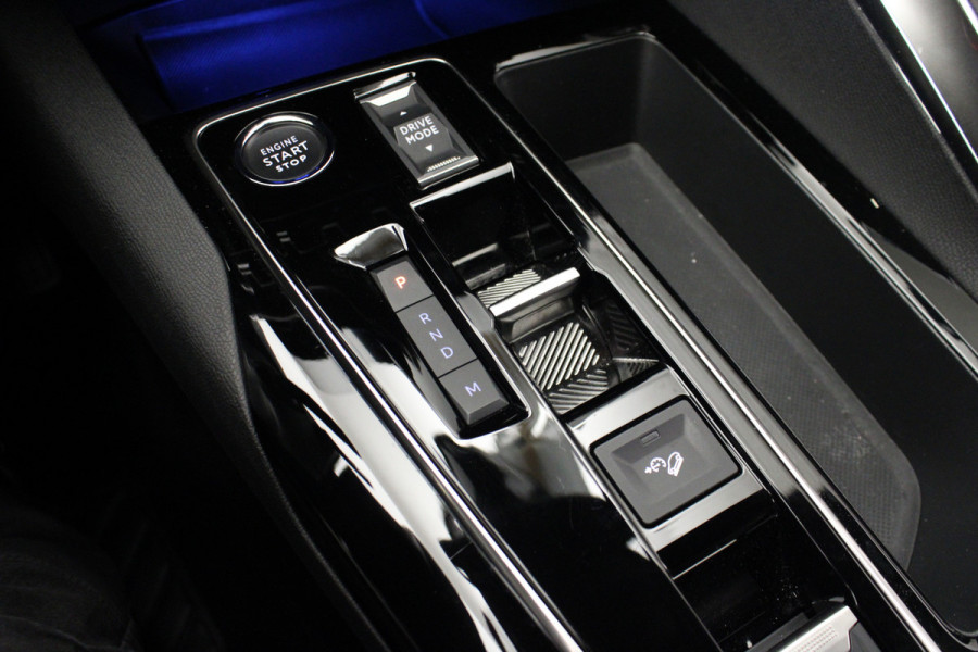 Peugeot 3008 1.2 PureTech Allure Pack Business |Stoelverwarming|Camera|Navi|