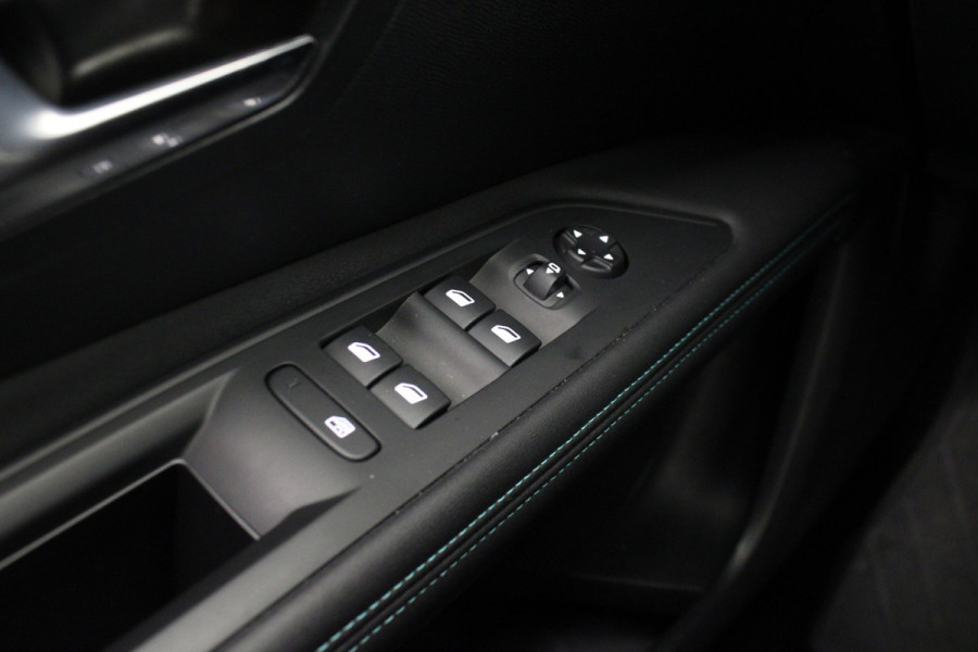 Peugeot 3008 1.2 PureTech Allure Pack Business |Stoelverwarming|Camera|Navi|