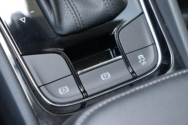 Škoda Kodiaq 1.5 TSI Business Ed.Plus org.NL el.trekhaak h.leer+el+mem+vw digitaal dashboard camera's el.klep