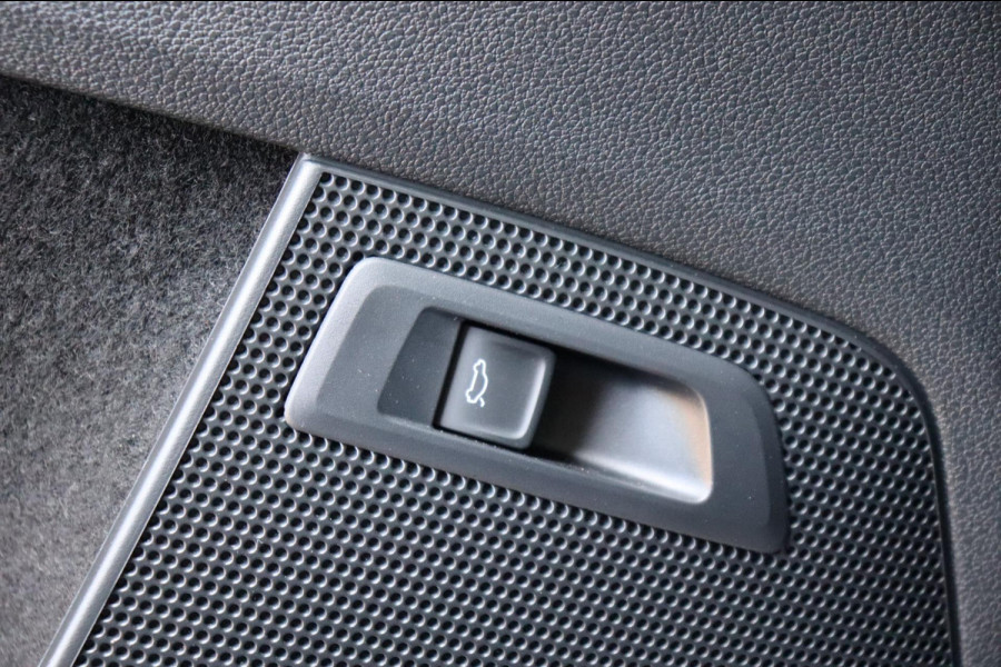 Škoda Kodiaq 1.5 TSI Business Ed.Plus org.NL el.trekhaak h.leer+el+mem+vw digitaal dashboard camera's el.klep