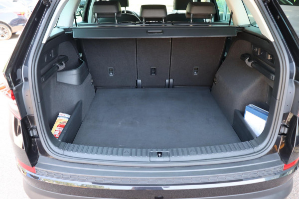 Škoda Kodiaq 1.5 TSI Business Ed.Plus org.NL el.trekhaak h.leer+el+mem+vw digitaal dashboard camera's el.klep