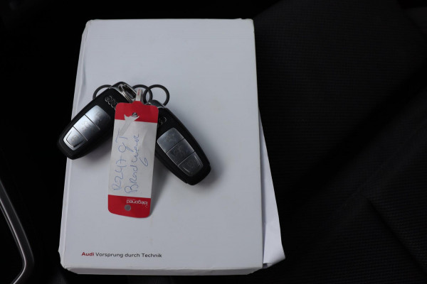 Audi A3 Limousine 30 TFSI Advanced edition org.NL sportstoelen+verw.