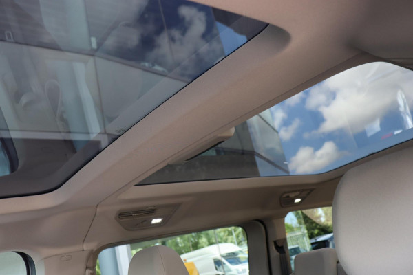 Volkswagen Multivan 1.4 eHybrid L2H1 Style 7-persoons org.NL panoramadak el.trekhaak camera's