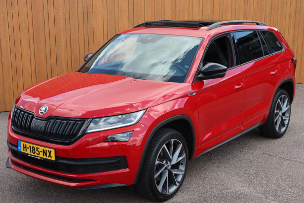 Škoda Kodiaq 1.5 TSI Sportline Business org.NL trekhaak metallic schuifdak 20"lm camera el.klep