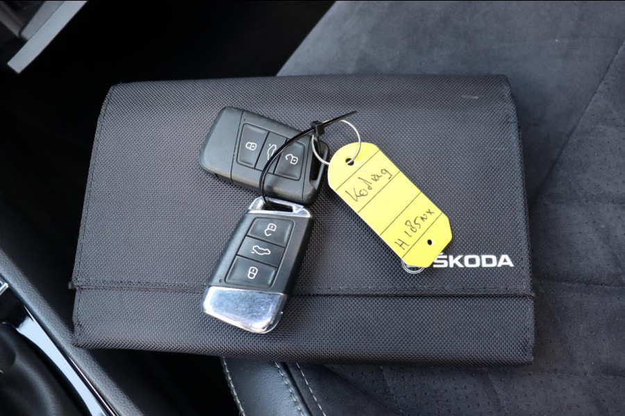Škoda Kodiaq 1.5 TSI Sportline Business org.NL trekhaak metallic schuifdak 20"lm camera el.klep