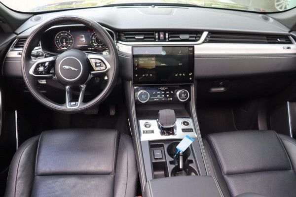 Jaguar F-Pace 2.0 P400e PHEV R-Dynamic S org.NL schuifdak trekhaak meridiaan