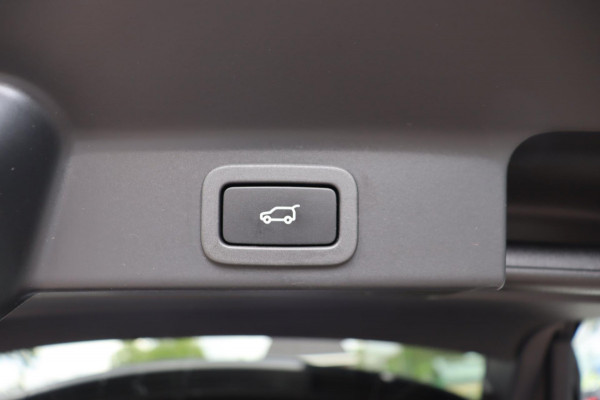 Jaguar F-Pace 2.0 P400e PHEV R-Dynamic S org.NL schuifdak trekhaak meridiaan