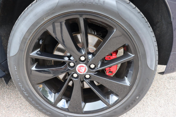 Jaguar F-Pace 2.0 P400e PHEV R-Dynamic S org.NL schuifdak trekhaak meridiaan