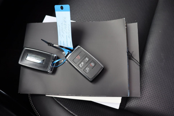 Jaguar F-Pace 2.0 P400e PHEV R-Dynamic S org.NL schuifdak trekhaak meridiaan