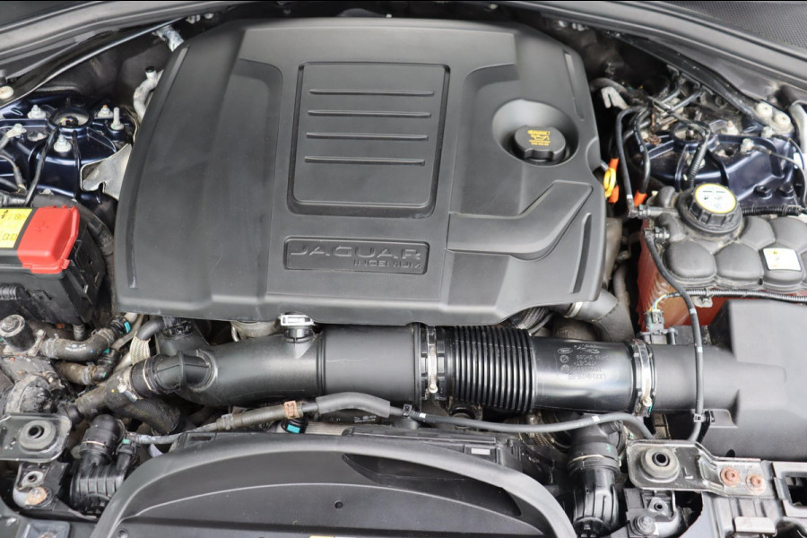 Jaguar F-Pace 2.0 P400e PHEV R-Dynamic S org.NL schuifdak trekhaak meridiaan