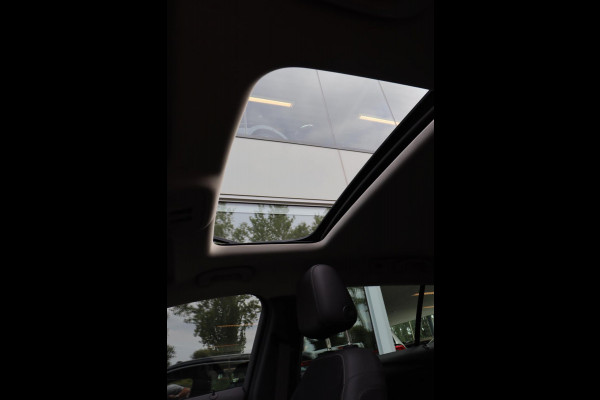 Opel Astra Sports Tourer 1.0 Innovation org.NL el.schuifdak trekhaak el.klep comfort-stoelen h.leer