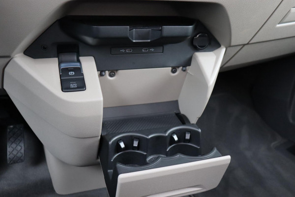 Volkswagen Multivan 1.4 eHybrid L2H1 Style 7-persoons org.NL panoramadak el.trekhaak camera's
