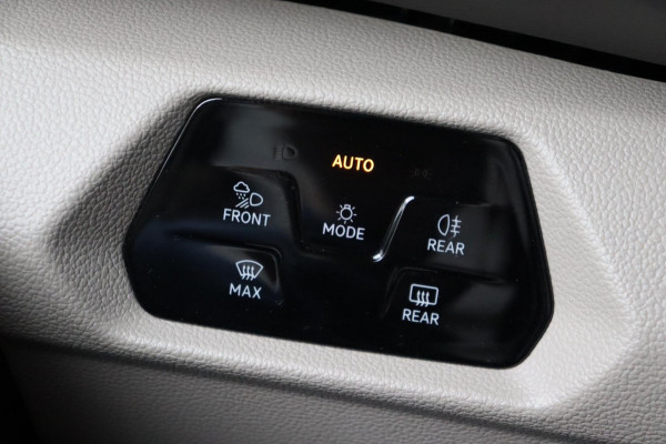 Volkswagen Multivan 1.4 eHybrid L2H1 Style 7-persoons org.NL panoramadak el.trekhaak camera's