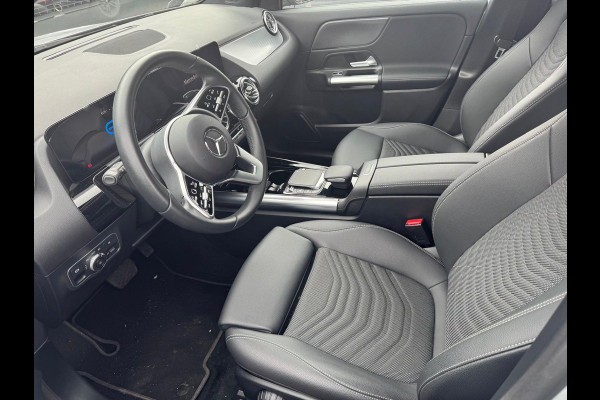 Mercedes-Benz EQA 350 4MATIC Progressive 67 kWh Advance Pakket,  Parkeerpakket, Rij-assistentiepakkt Wordt verwacht begin maart
