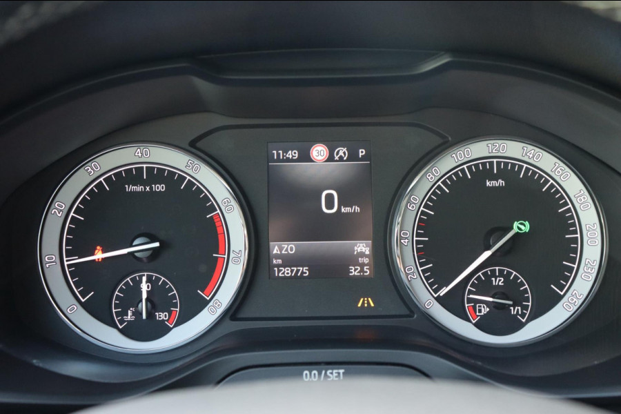 Škoda Kodiaq 1.5 TSI Business Edition org.NL schuifdak h.leer+vw camera el.klep adapt.cruise canton