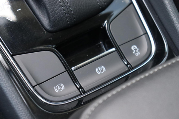 Škoda Kodiaq 1.5 TSI Business Edition org.NL schuifdak h.leer+vw camera el.klep adapt.cruise canton