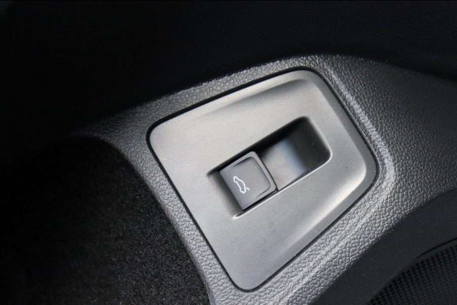 Volkswagen Tiguan Allspace 1.5 TSI Comfortline Business org.NL el.klep navigatie