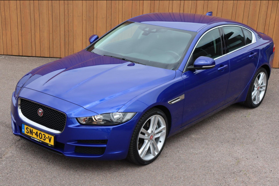 Jaguar XE 2.0 Prestige Pro Edition org. NL leer+el camera a.bank neerklapbaar