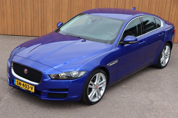Jaguar XE 2.0 Prestige Pro Edition org. NL leer+el camera a.bank neerklapbaar