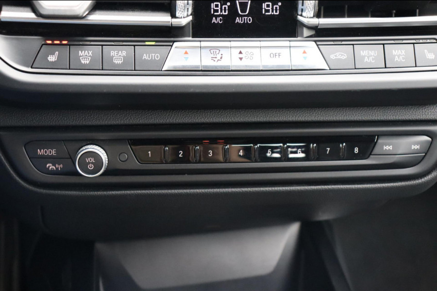 BMW 1-serie 118i M-sport High Executive Edition org.NL afn.trekhaak camera