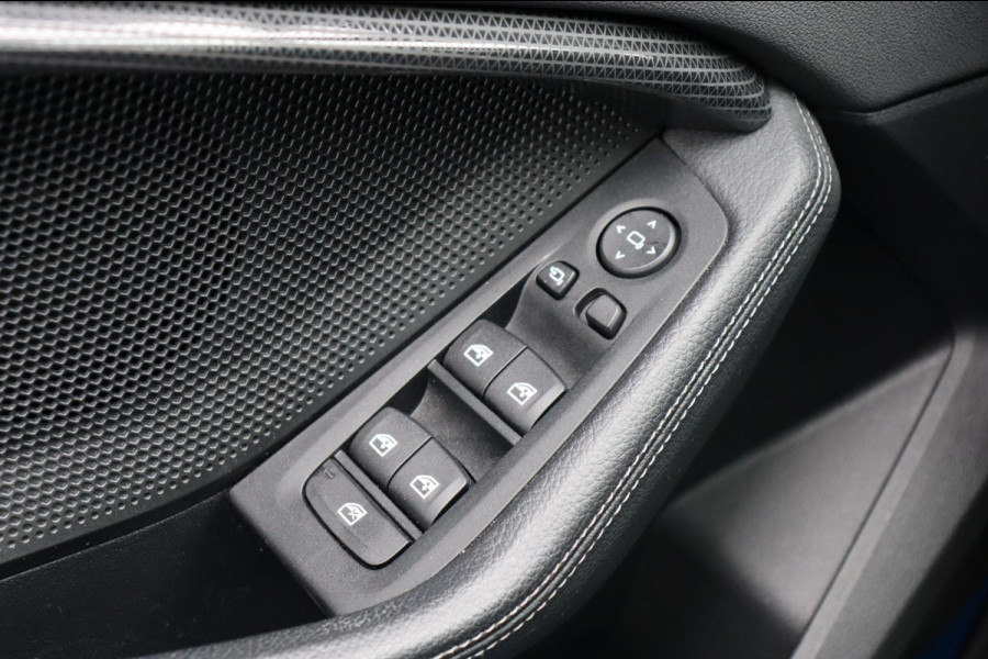 BMW 1-serie 118i M-sport High Executive Edition org.NL afn.trekhaak camera