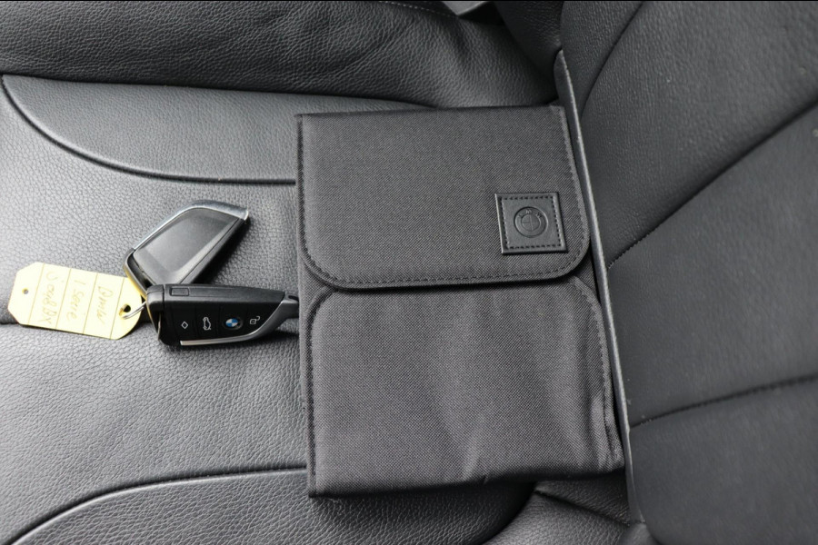 BMW 1-serie 118i M-sport High Executive Edition org.NL afn.trekhaak camera