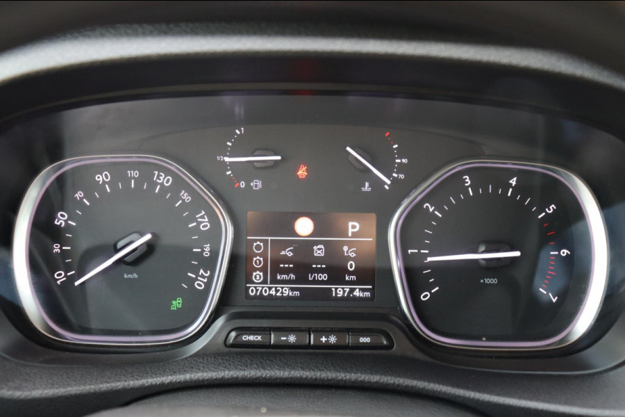 Peugeot Traveller 2.0 BlueHDi 180 Bus. 9-persoons incl.btw/bpm org.NL