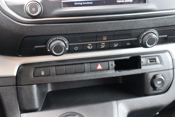 Peugeot Traveller 2.0 BlueHDi 180 Bus. 9-persoons incl.btw/bpm org.NL