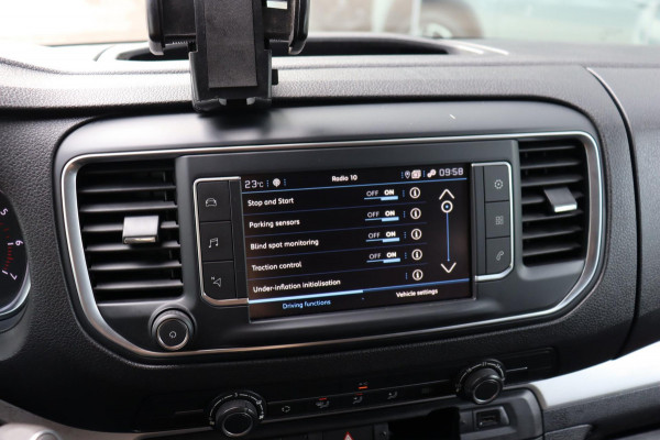 Peugeot Traveller 2.0 BlueHDi 180 Bus. 9-persoons incl.btw/bpm org.NL