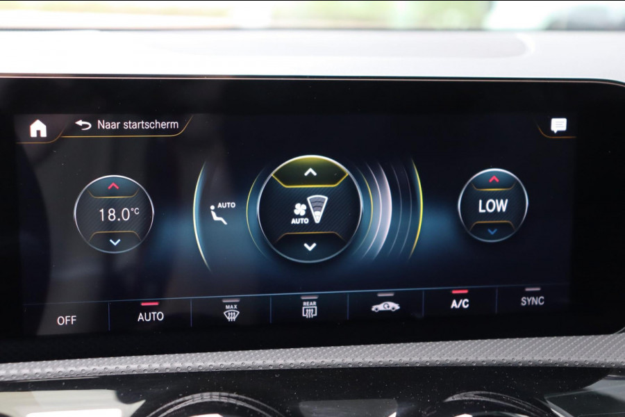 Mercedes-Benz CLA-Klasse Shooting Brake 200 Business Solution AMG org.NL el.trekhaak