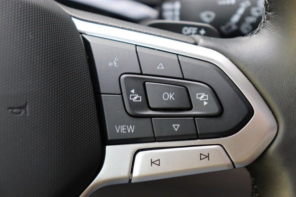 Volkswagen Multivan 1.4 eHybrid L2H1 Style 7-persoons org.NL panoramadak el.trekhaak camera's