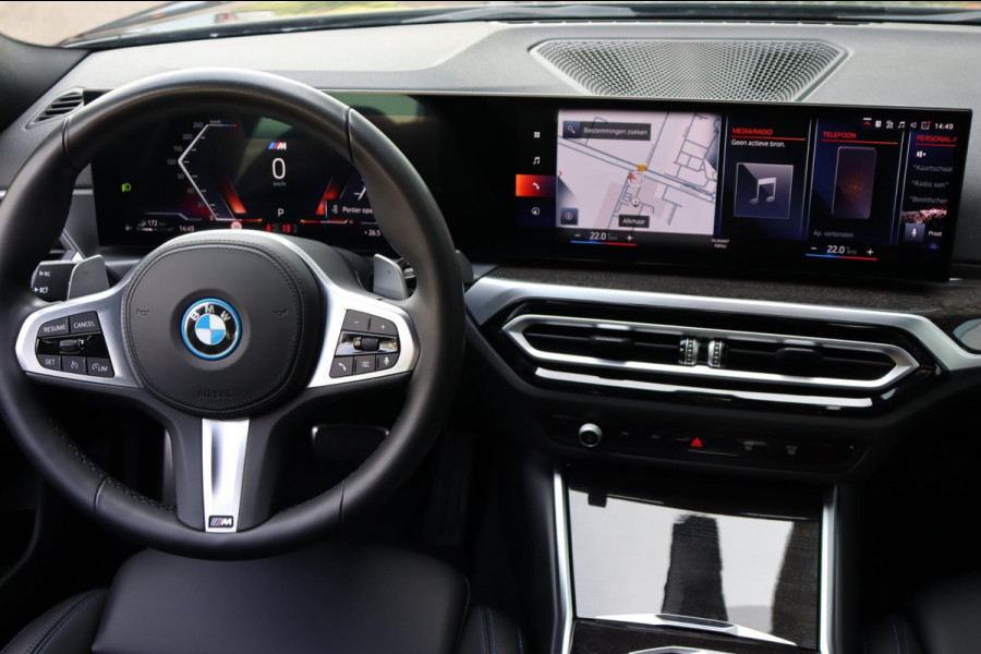 BMW 3-serie 330e M-Sport org.NL Harman Kardon 2xel.stoel+leer+mem+verw. camera