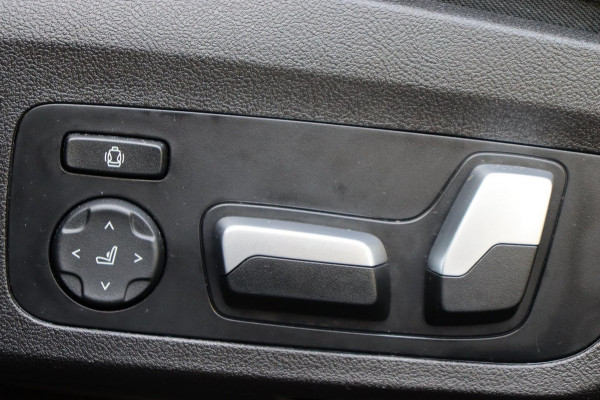 BMW 3-serie 330e M-Sport org.NL Harman Kardon 2xel.stoel+leer+mem+verw. camera