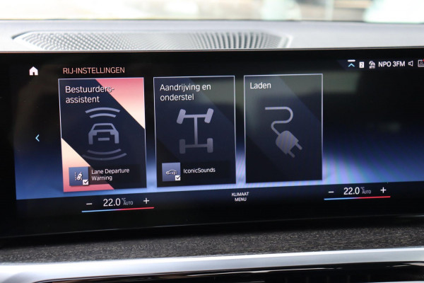 BMW 3-serie 330e M-Sport org.NL Harman Kardon 2xel.stoel+leer+mem+verw. camera