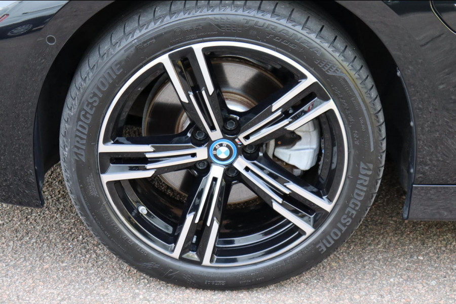 BMW 3-serie 330e M-Sport org.NL Harman Kardon 2xel.stoel+leer+mem+verw. camera