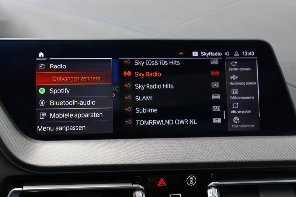 BMW 2 Serie Gran Coupé 218i Introduction Ed. M-Sport org.NL schuifdak camera's stuur+stoelverw speciale kleur