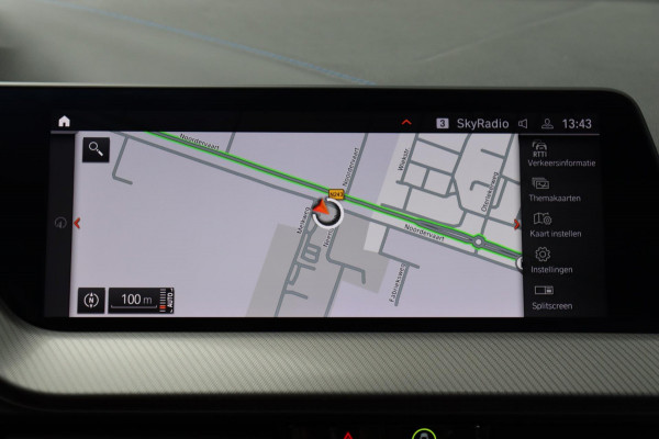 BMW 2 Serie Gran Coupé 218i Introduction Ed. M-Sport org.NL schuifdak camera's stuur+stoelverw speciale kleur