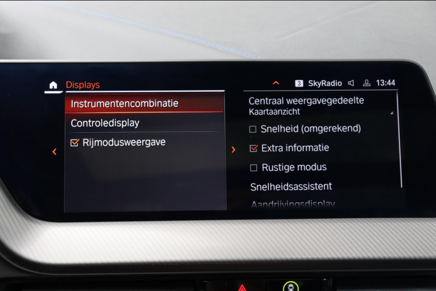 BMW 2 Serie Gran Coupé 218i Introduction Ed. M-Sport org.NL schuifdak camera's stuur+stoelverw speciale kleur