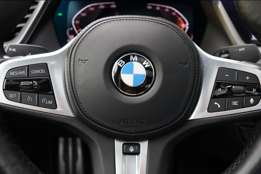 BMW 2 Serie Gran Coupé 218i Introduction Ed. M-Sport org.NL schuifdak camera's stuur+stoelverw speciale kleur