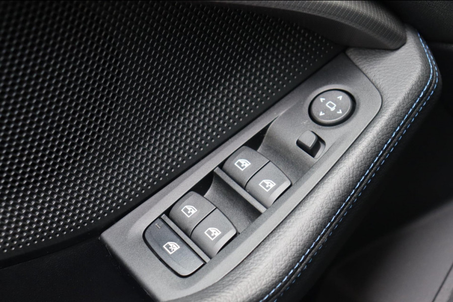 BMW 2 Serie Gran Coupé 218i Introduction Ed. M-Sport org.NL schuifdak camera's stuur+stoelverw speciale kleur