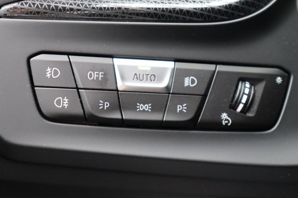 BMW 1-serie 116i Introduction Ed. M-Sport org.NL camera Performance-LM stoelverw. a.spoiler